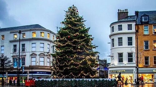Christmas tree in the City Square 